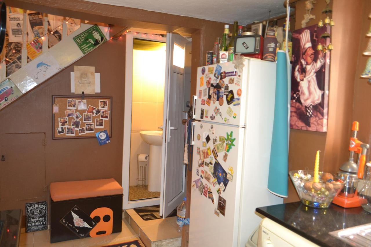 איזמיר My Happy Home Hostel מראה חיצוני תמונה